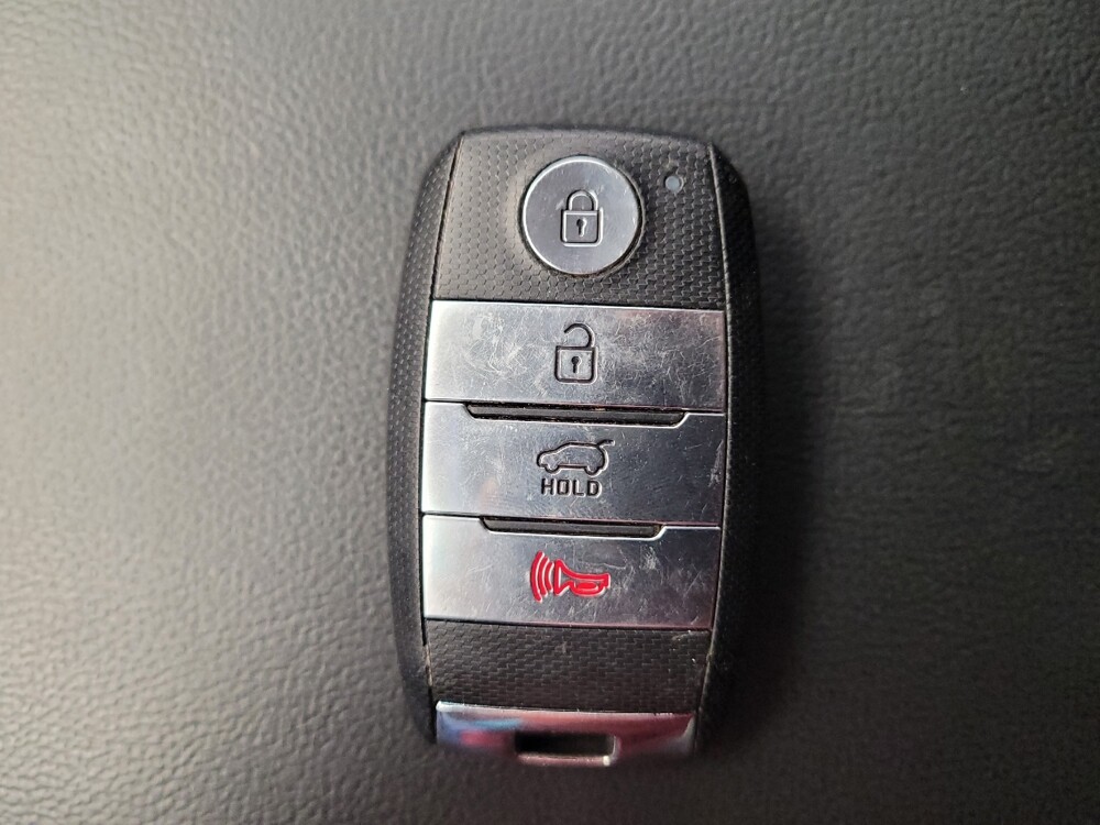 2020 Kia Sorento in Downey, CA 90241 - 18090797 32