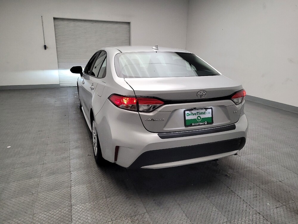 2020 Toyota Corolla in Bakersfield, CA 93309 - 18090802 6