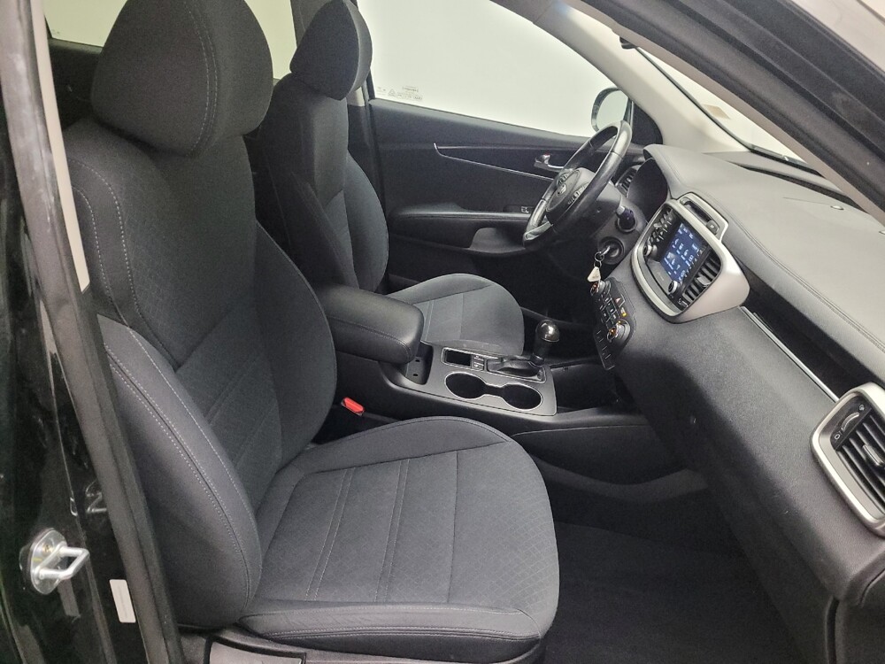 2018 Kia Sorento in Downey, CA 90241 - 18090806 21