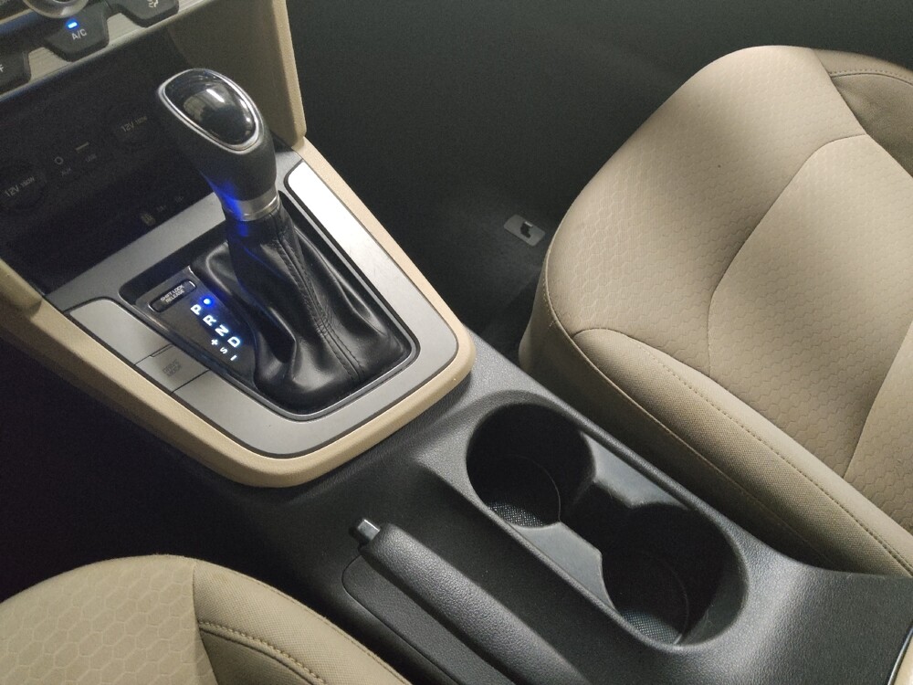 2020 Hyundai Elantra in Birmingham, AL 35215 - 18090809 26