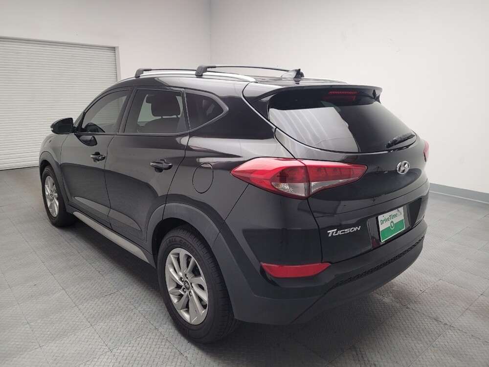 2017 Hyundai Tucson in Bakersfield, CA 93309 - 18090810 5