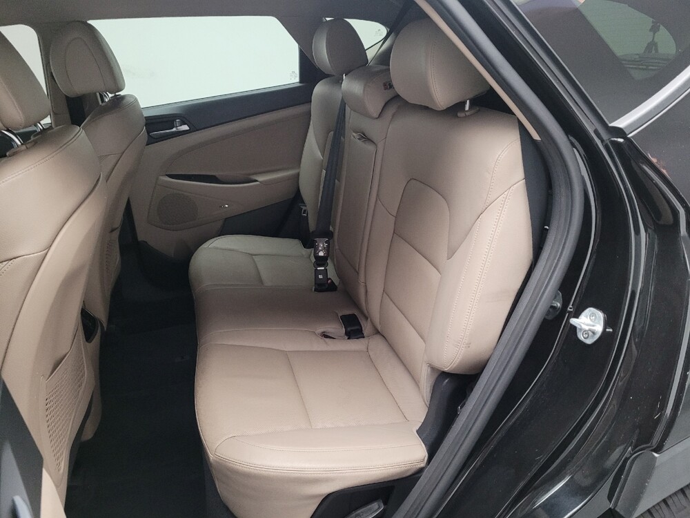 2017 Hyundai Tucson in Bakersfield, CA 93309 - 18090810 18