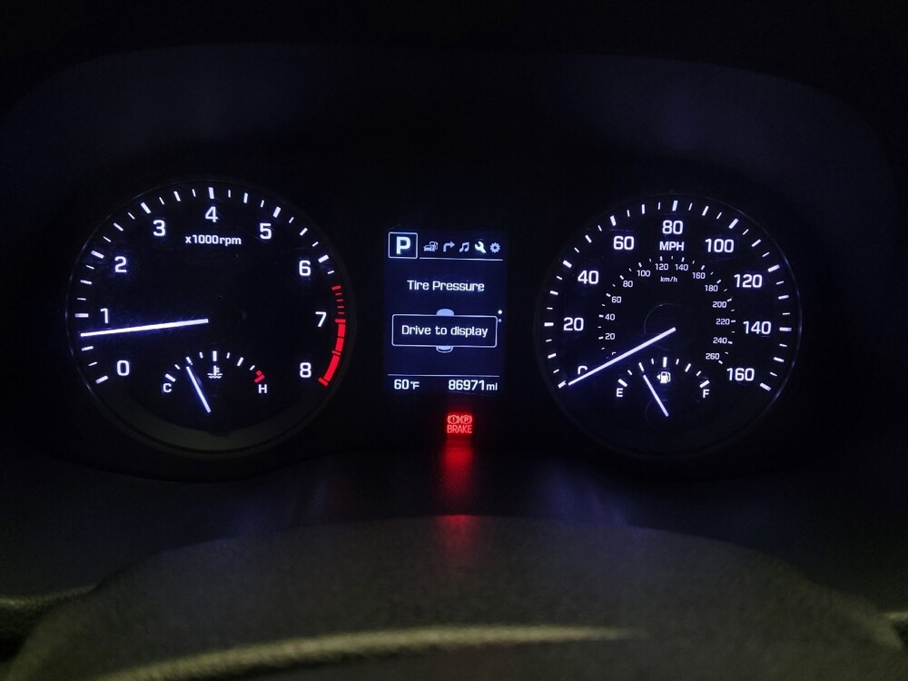 2017 Hyundai Tucson in Bakersfield, CA 93309 - 18090810 23