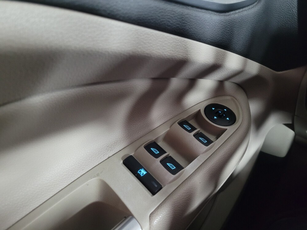 2015 Ford Escape in Jackson, MS 39211 - 18090827 27