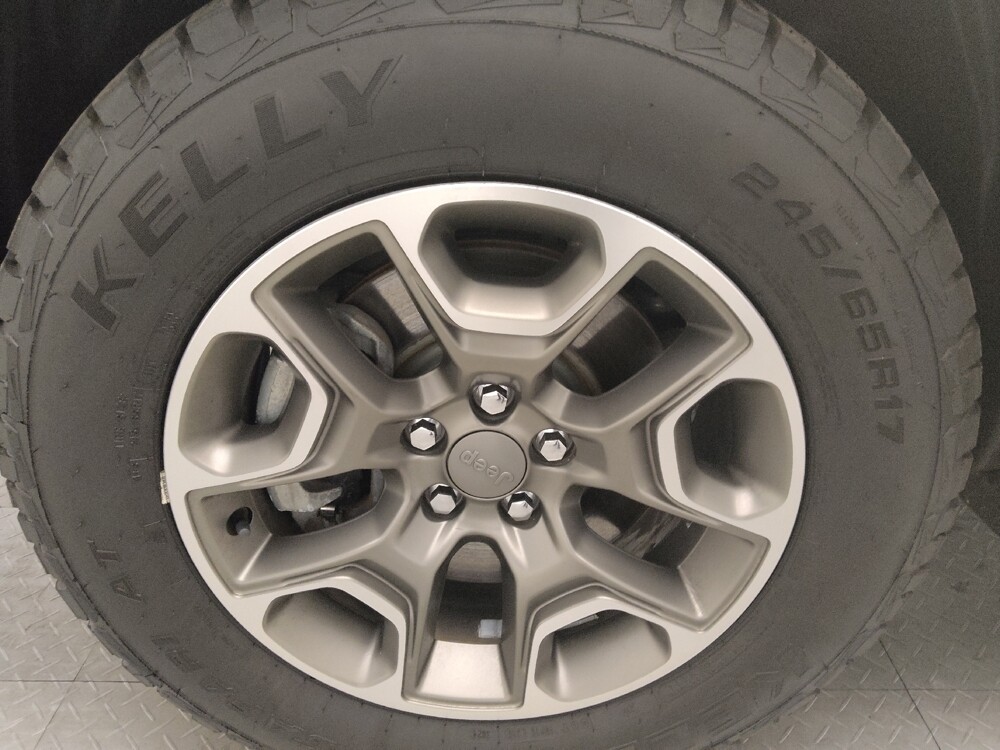 2020 Jeep Cherokee in Jackson, MS 39211 - 18090831 31