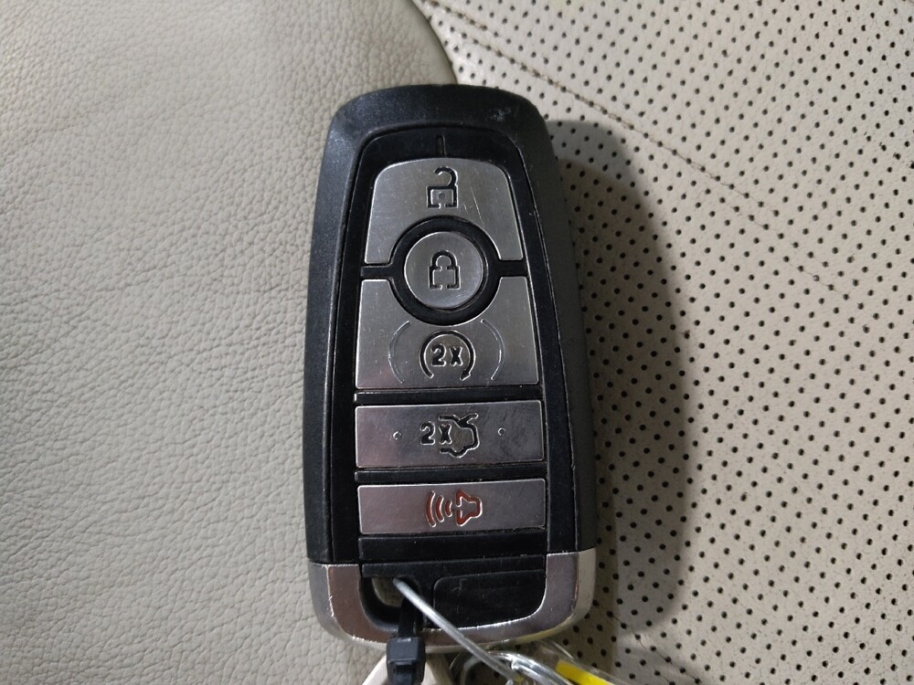 2019 Ford Edge in Fort Worth, TX 76116 - 18090837 32