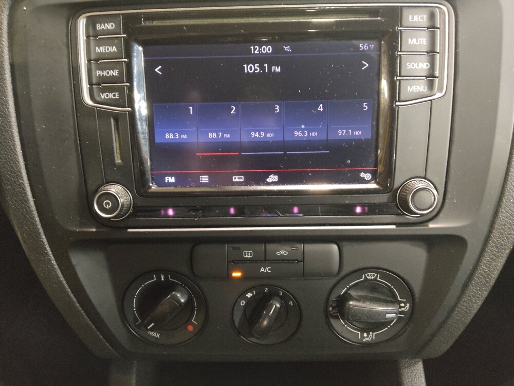 2016 Volkswagen Jetta in Plano, TX 75074 - 18090843 25