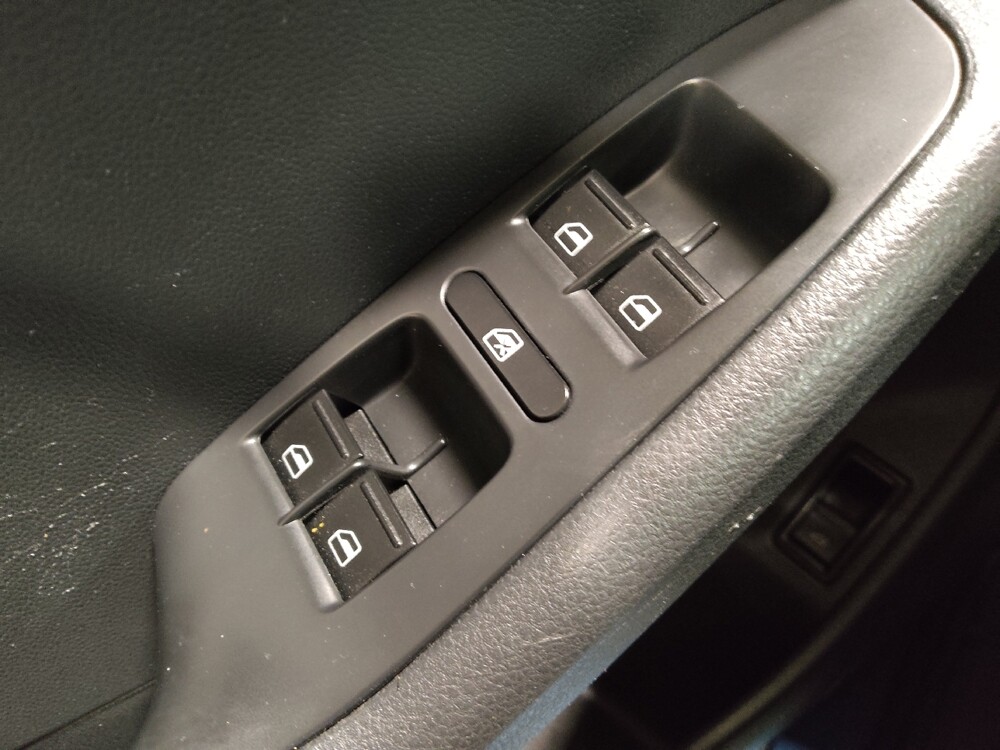 2016 Volkswagen Jetta in Plano, TX 75074 - 18090843 27