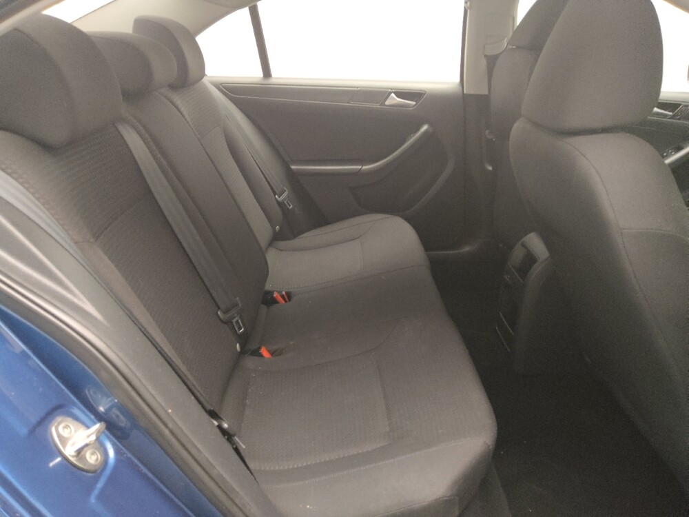 2016 Volkswagen Jetta in Plano, TX 75074 - 18090843 19