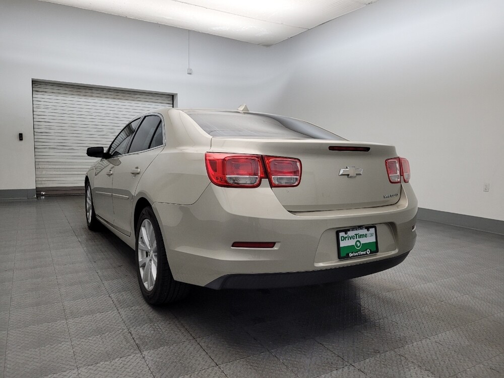 2014 Chevrolet Malibu in Chandler, AZ 85225 - 18090845 5