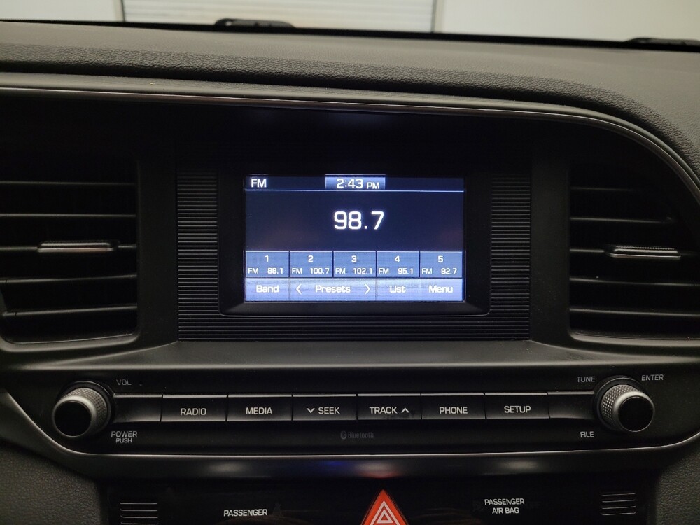 2020 Hyundai Elantra in Chandler, AZ 85225 - 18090846 25