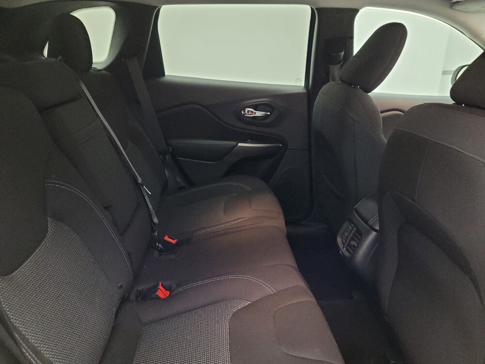 2019 Jeep Cherokee in Albuquerque, NM 87123 - 18090849 19