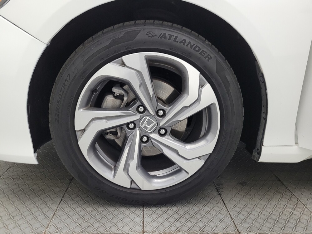 2020 Honda Accord in Glendale, AZ 85301 - 18090850 31