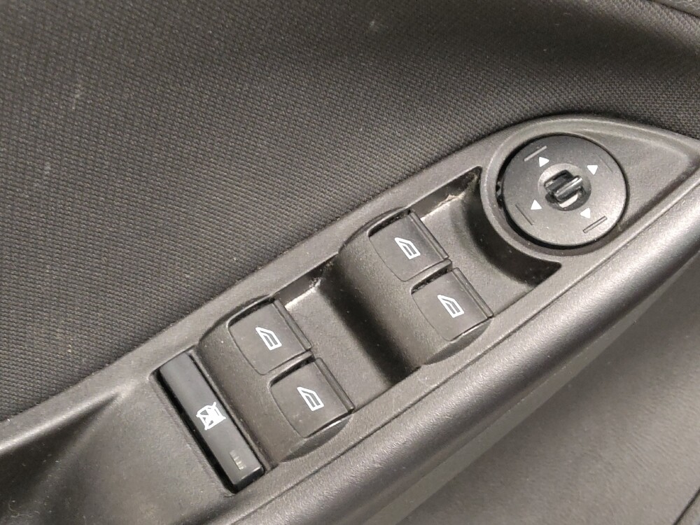 2018 Ford Focus in Round Rock, TX 78664 - 18090856 27