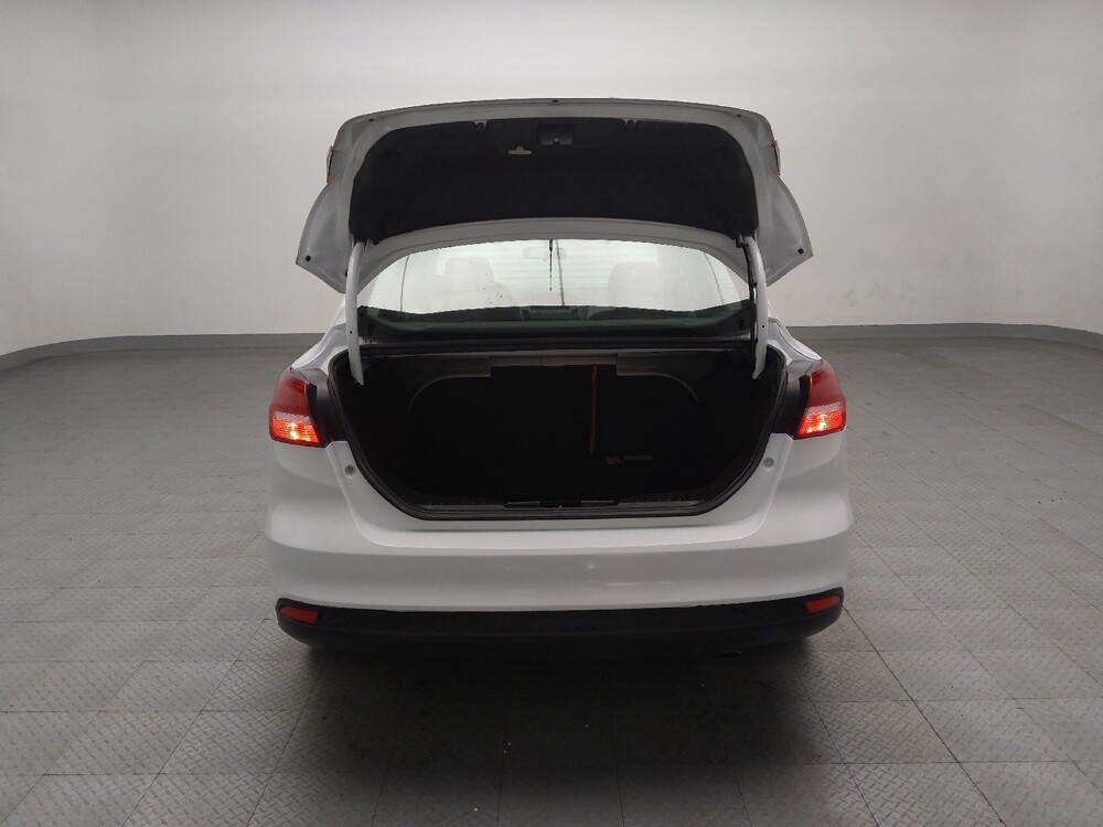 2018 Ford Focus in Round Rock, TX 78664 - 18090856 29