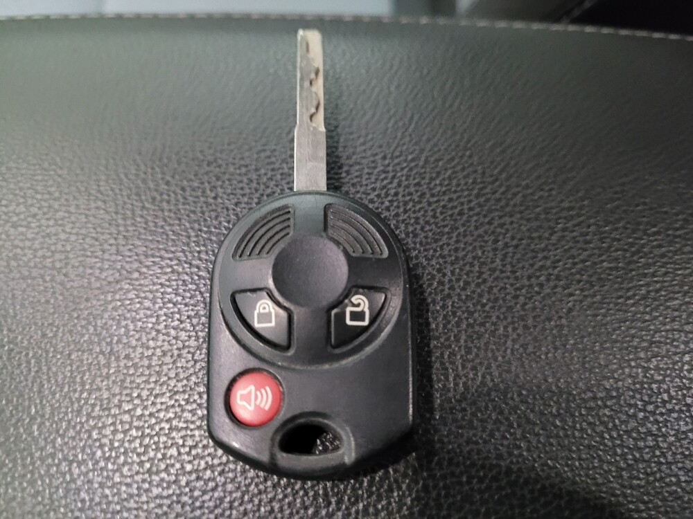 2018 Ford Escape in Riverside, CA 92504 - 18090858 32