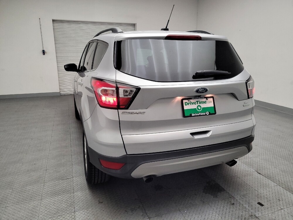 2018 Ford Escape in Riverside, CA 92504 - 18090858 6