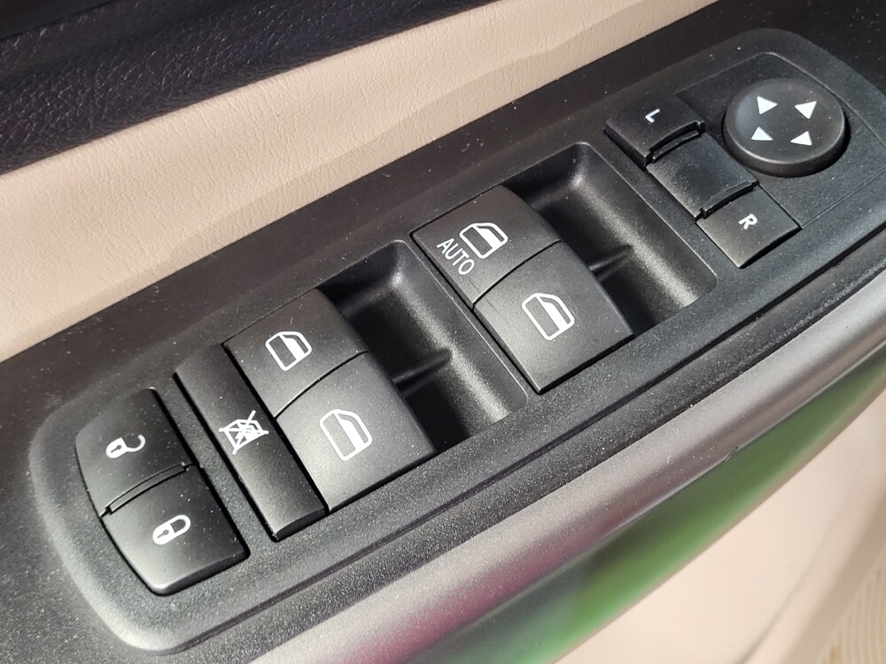 2020 Jeep Cherokee in Tallahassee, FL 32304 - 18090861 26