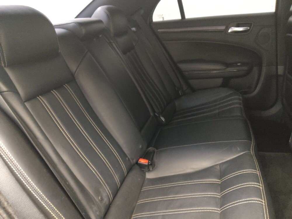 2013 Chrysler 300 in Jacksonville, FL 32210 - 18090865 19