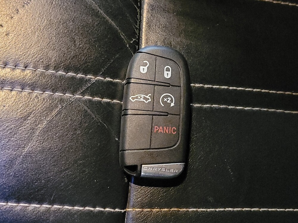 2013 Chrysler 300 in Jacksonville, FL 32210 - 18090865 32