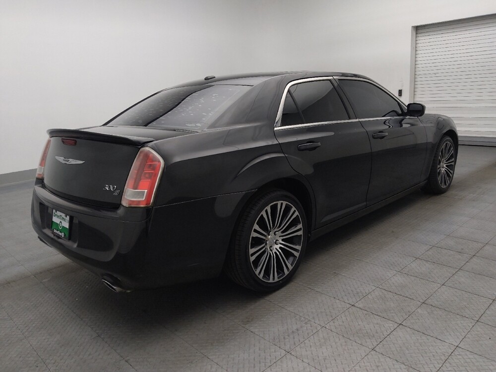 2013 Chrysler 300 in Jacksonville, FL 32210 - 18090865 10