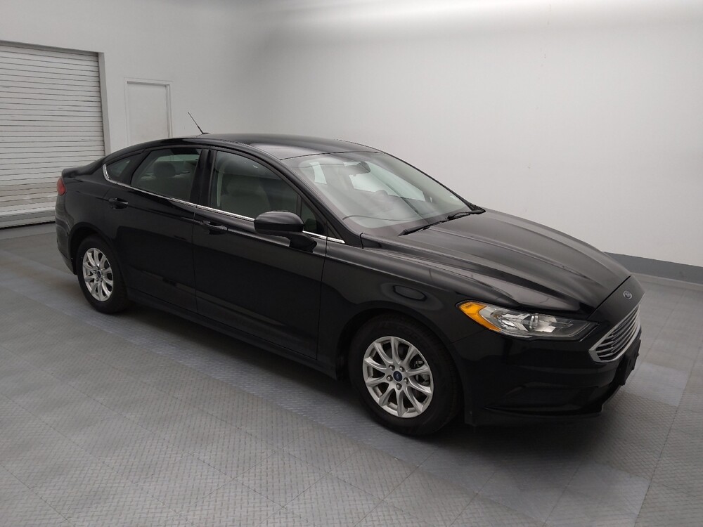 2018 Ford Fusion in Wichita, KS 67207 - 18090882 11