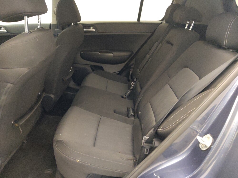 2017 Kia Sportage in Houston, TX 77074 - 18090887 18