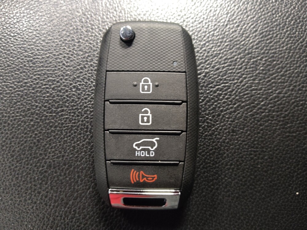 2017 Kia Sportage in Houston, TX 77074 - 18090887 32