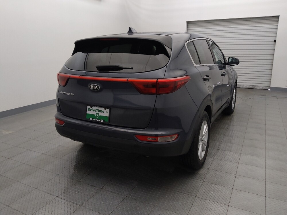 2017 Kia Sportage in Houston, TX 77074 - 18090887 7