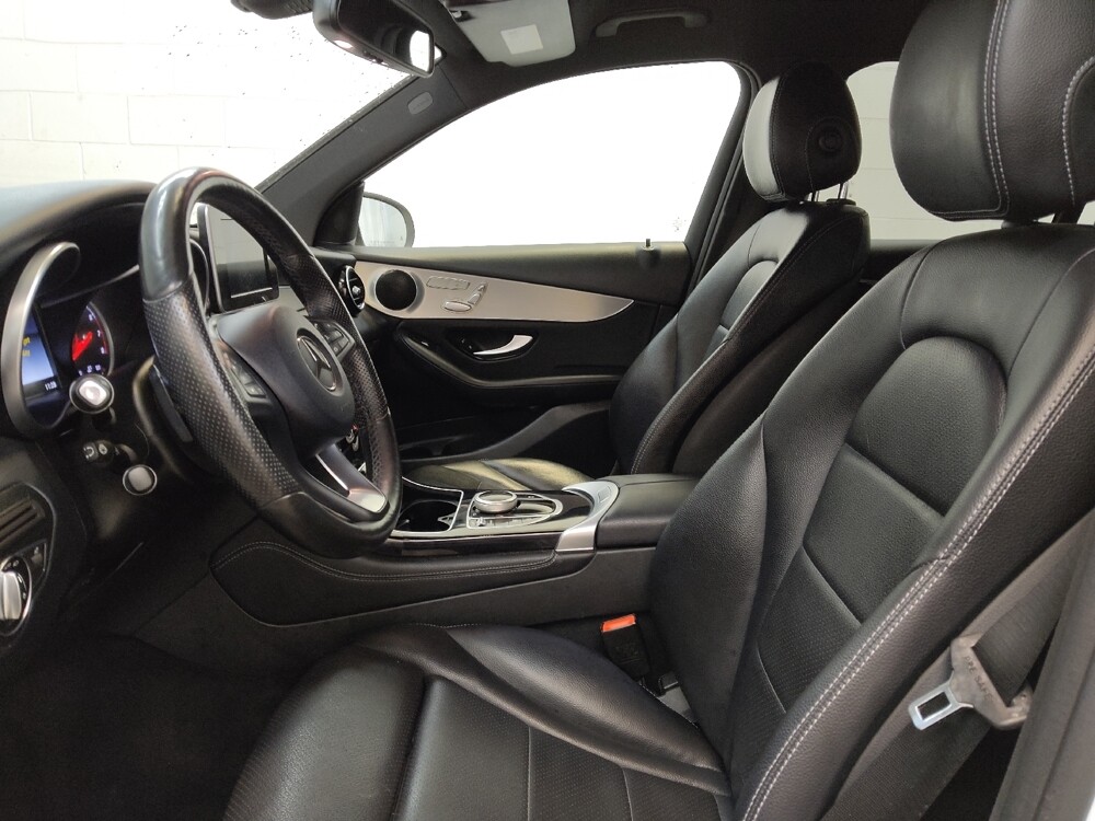 2017 Mercedes-Benz GLC 300 in Fairfield, OH 45014 - 18090888 17