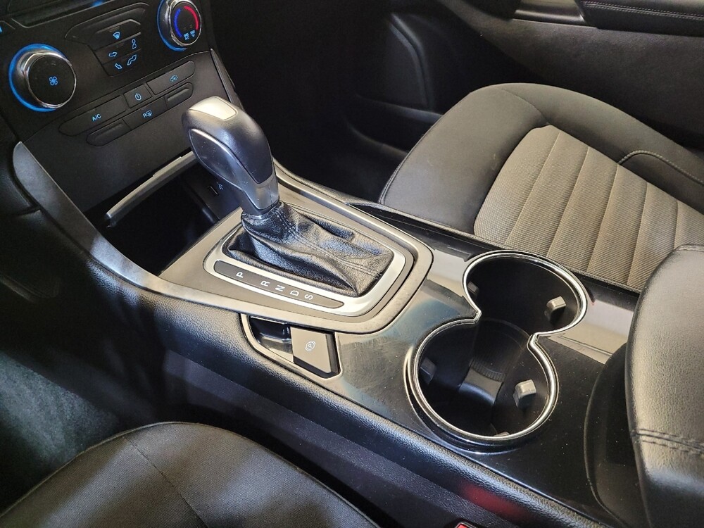 2018 Ford Edge in Maple Heights, OH 44137 - 18090890 26