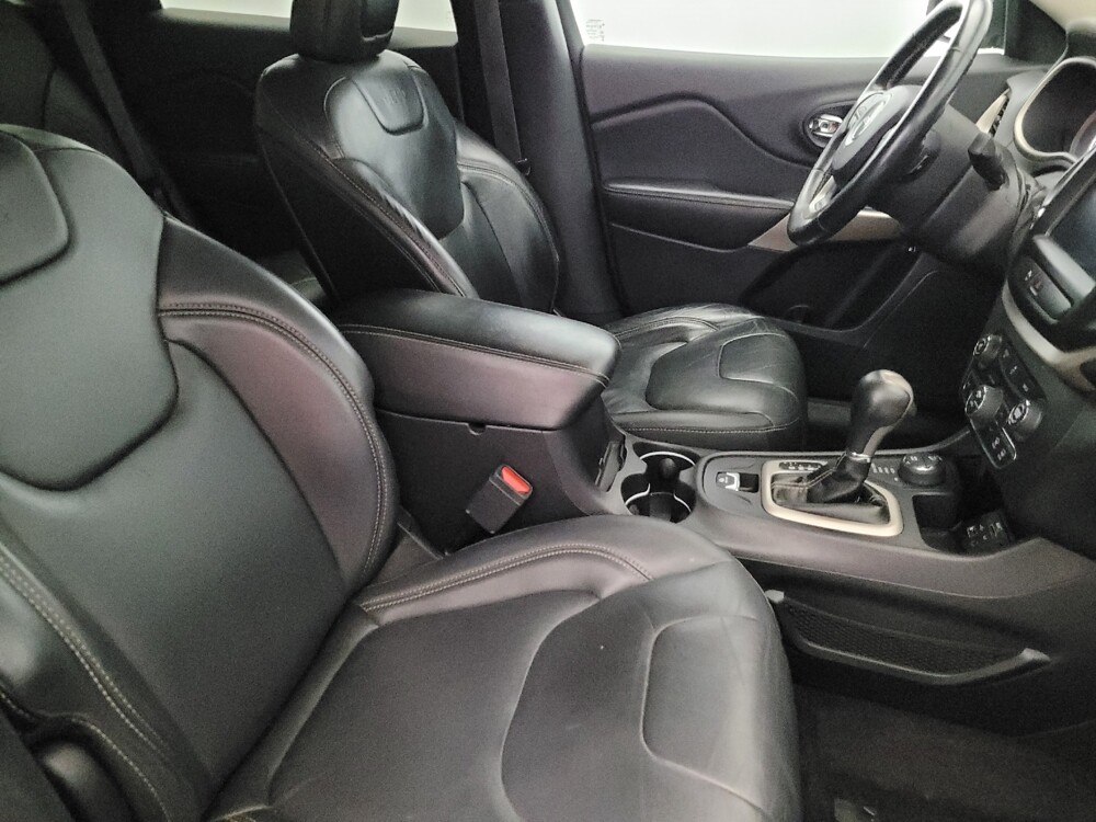 2018 Jeep Cherokee in Newport News, VA 23601 - 18090900 21