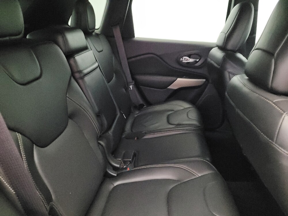 2018 Jeep Cherokee in Newport News, VA 23601 - 18090900 19