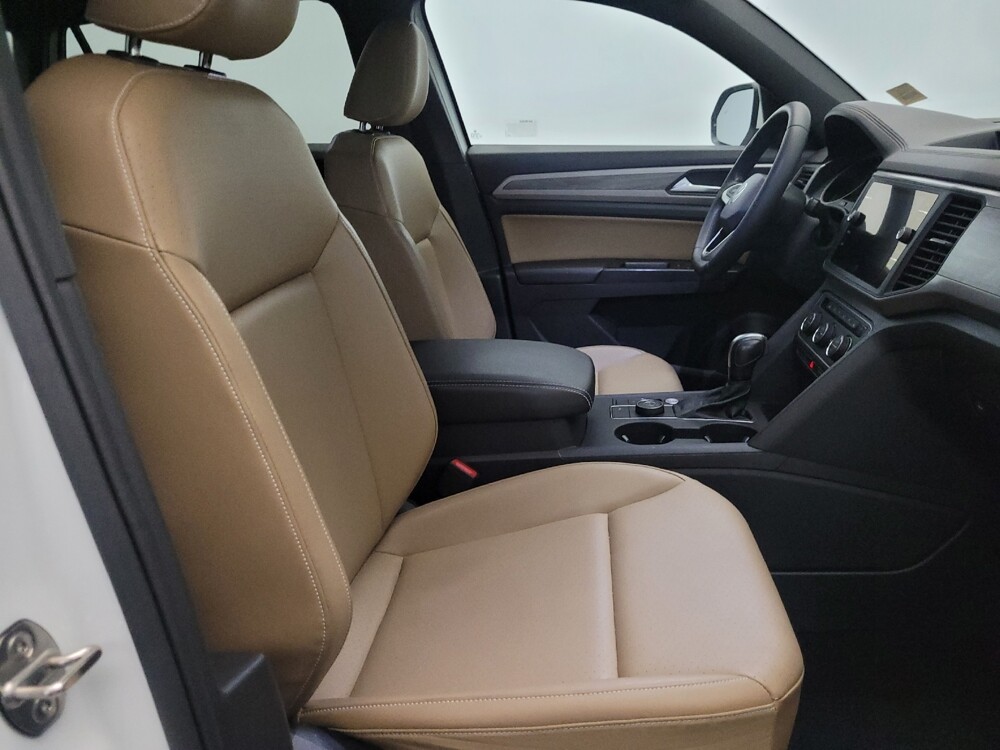 2020 Volkswagen Atlas in Williamstown, NJ 8094 - 18090901 21