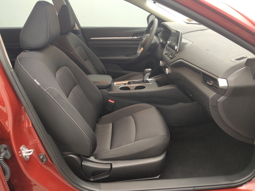 2022 Nissan Altima in Wichita, KS 67207 - 18090903 21