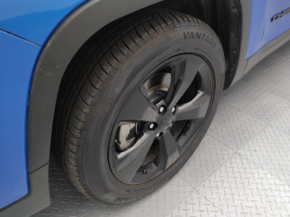 2021 Jeep Cherokee in Gladstone, MO 64118 - 18090904 31