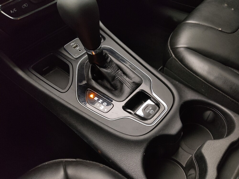 2021 Jeep Cherokee in Gladstone, MO 64118 - 18090904 26