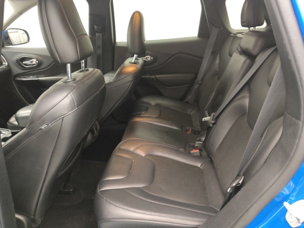 2021 Jeep Cherokee in Gladstone, MO 64118 - 18090904 18