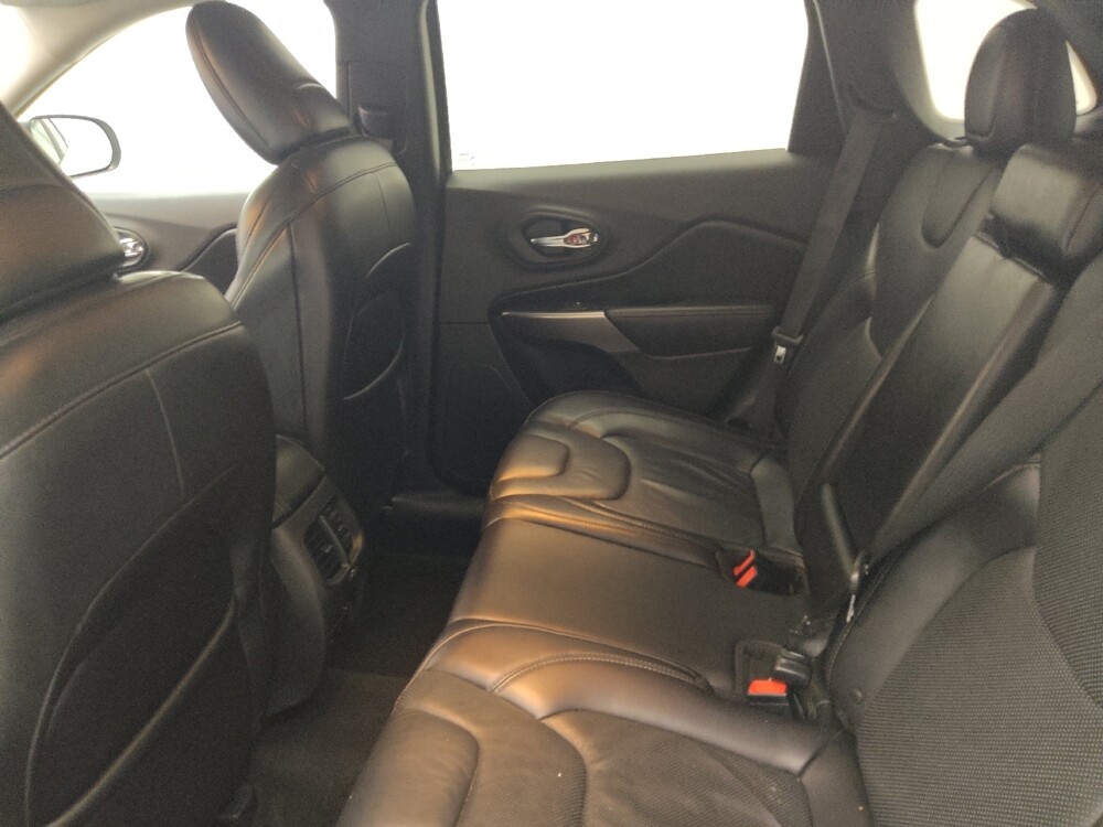 2019 Jeep Cherokee in Midlothian, IL 60445 - 18090907 18