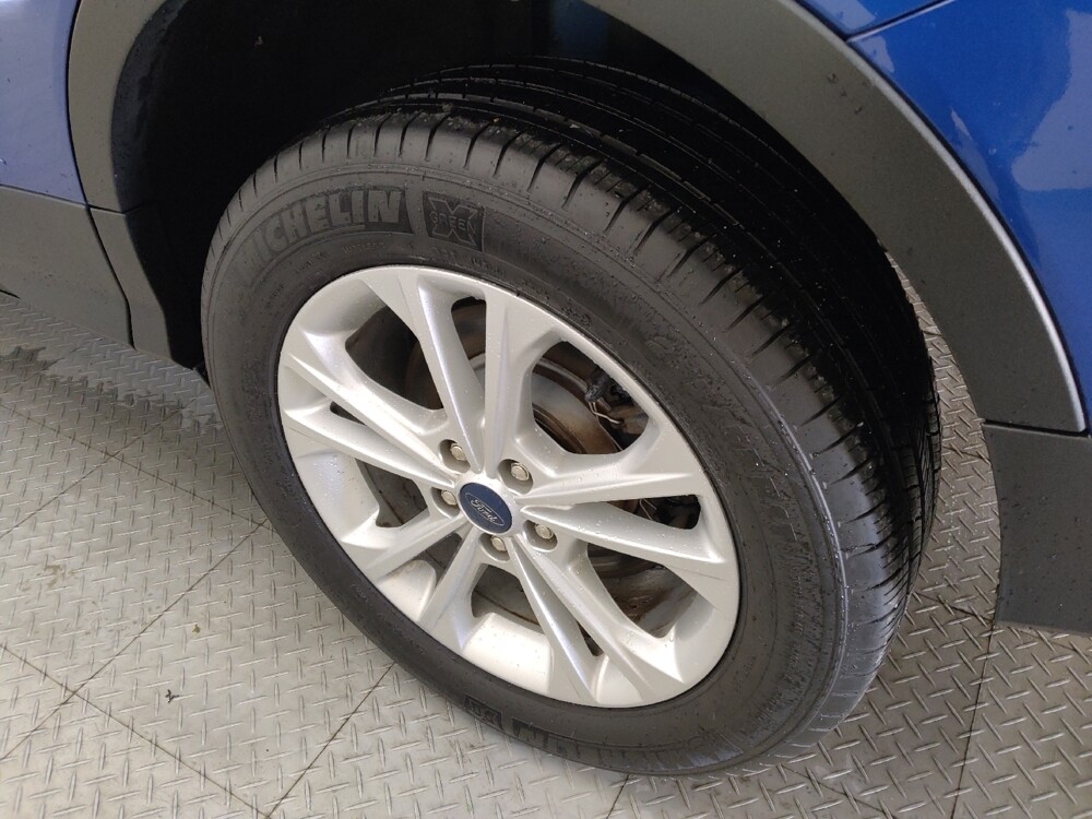 2019 Ford Escape in Houston, TX 77074 - 18090911 31