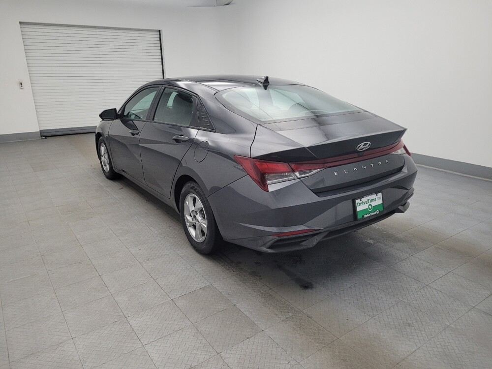 2021 Hyundai Elantra in Maple Heights, OH 44137 - 18090917 5
