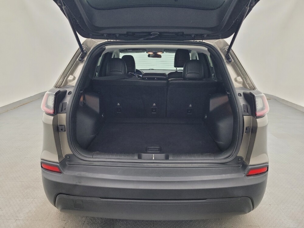 2019 Jeep Cherokee in Charleston, SC 29414 - 18090921 29