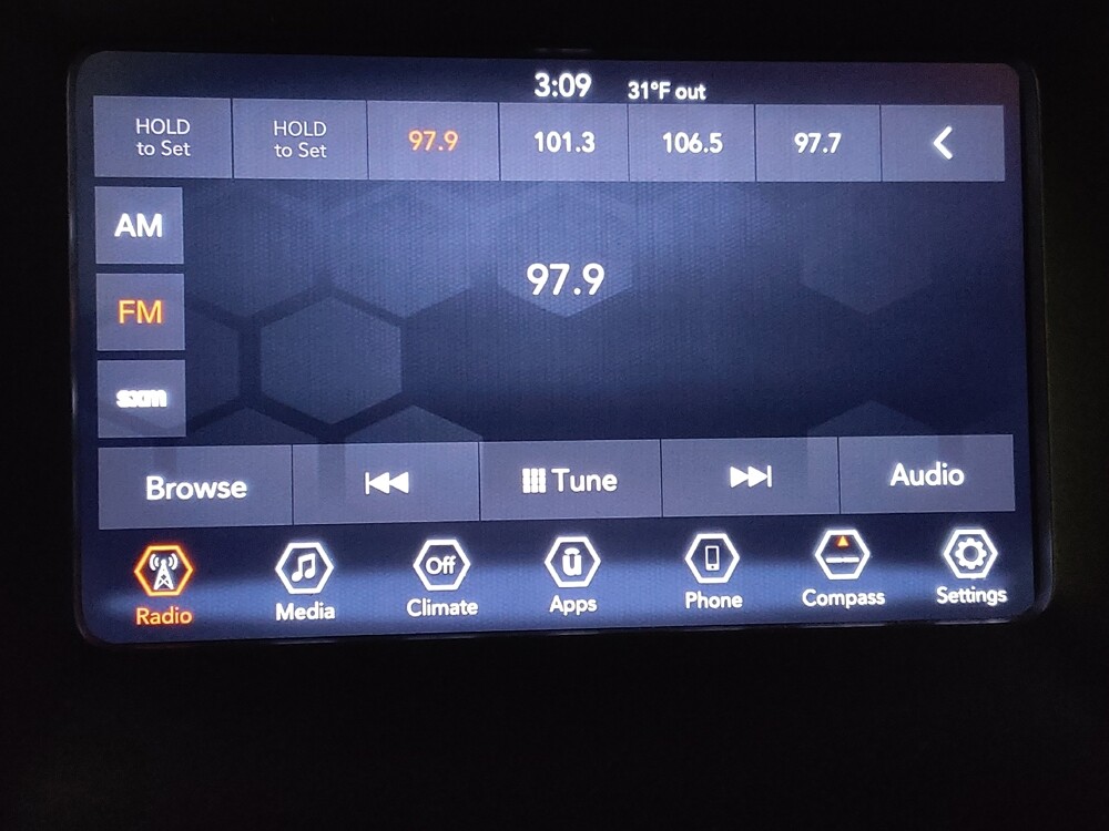 2019 Jeep Cherokee in Charleston, SC 29414 - 18090921 25