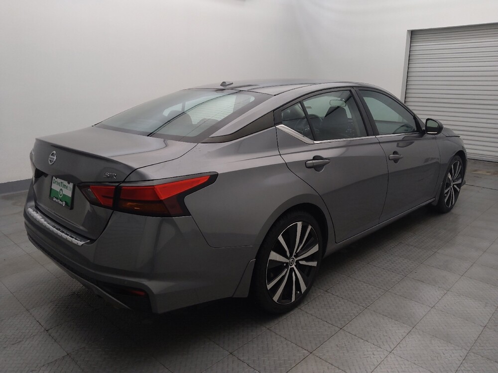 2020 Nissan Altima in Houston, TX 77060 - 18090924 9