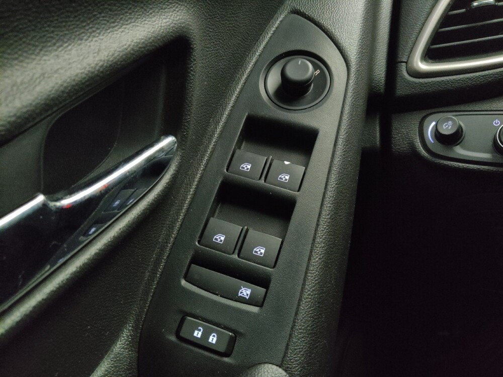 2020 Chevrolet Trax in Midlothian, IL 60445 - 18090925 27