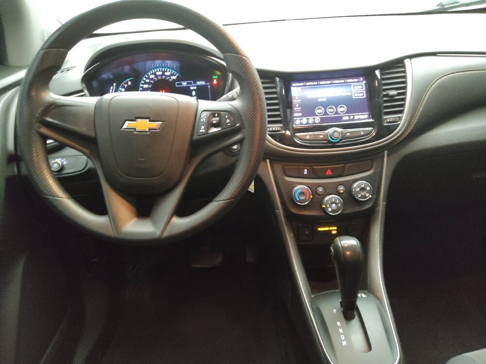 2020 Chevrolet Trax in Midlothian, IL 60445 - 18090925 22