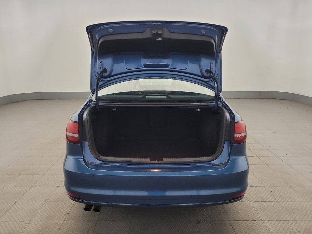 2018 Volkswagen Jetta in Owings Mills, MD 21117 - 18090926 29