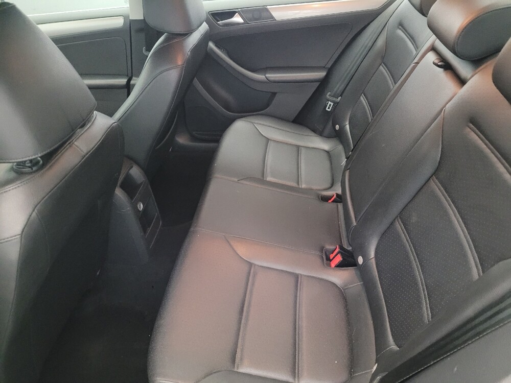 2018 Volkswagen Jetta in Owings Mills, MD 21117 - 18090926 18