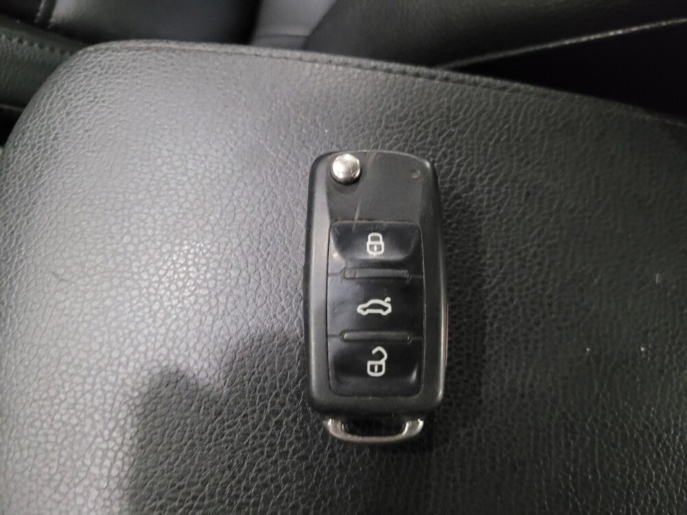 2018 Volkswagen Jetta in Owings Mills, MD 21117 - 18090926 32