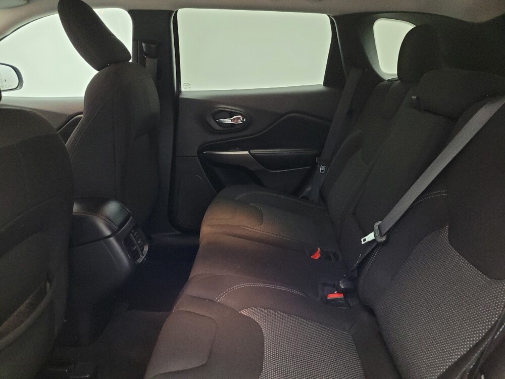 2021 Jeep Cherokee in Albuquerque, NM 87123 - 18090940 18